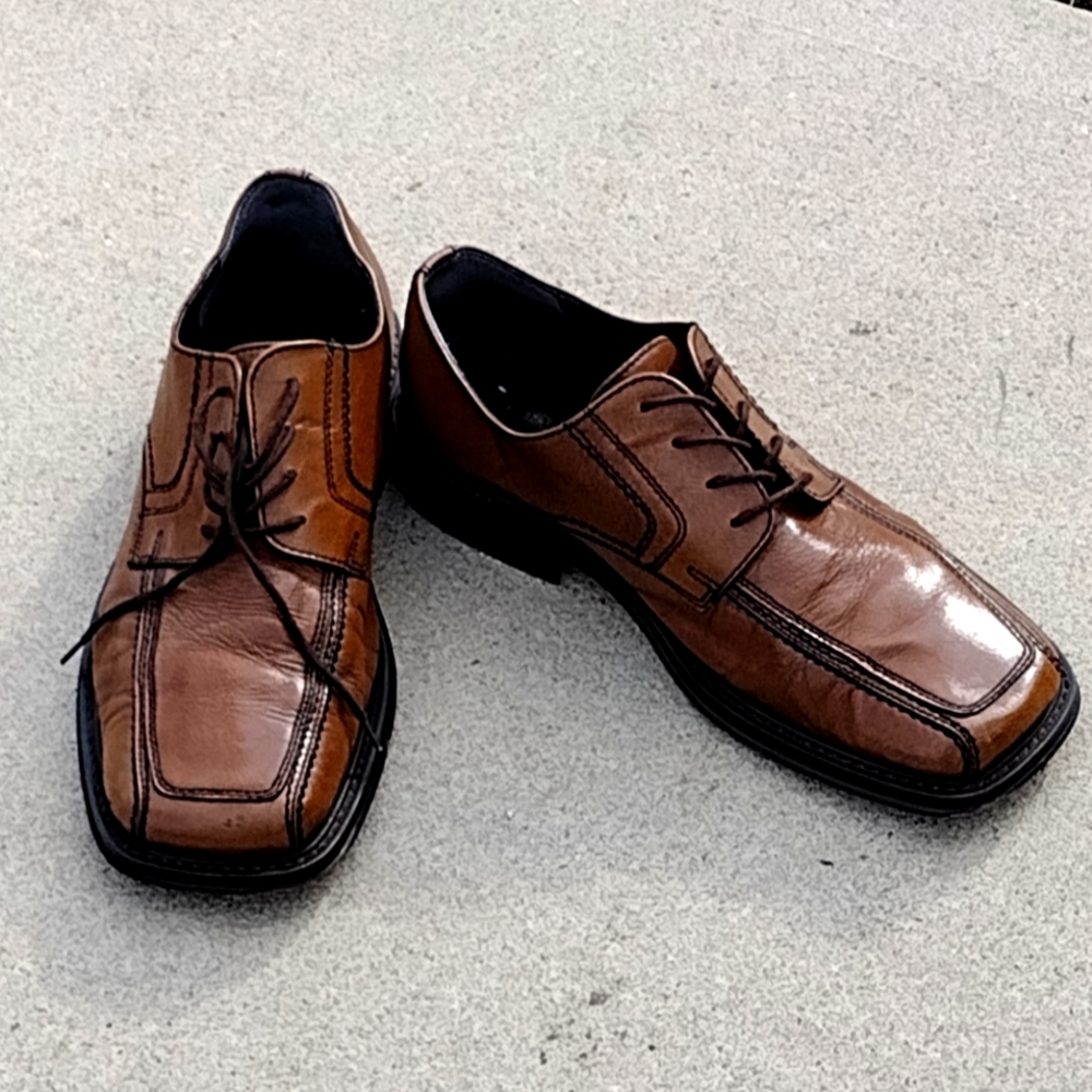 Skechers dress shoes